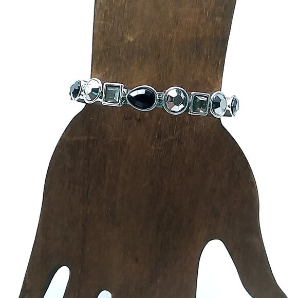 Bezel-set Faceted Crystal Stackable Silver-tone Bangle Bracelet Magnetic Clasp - Picture 13 of 15